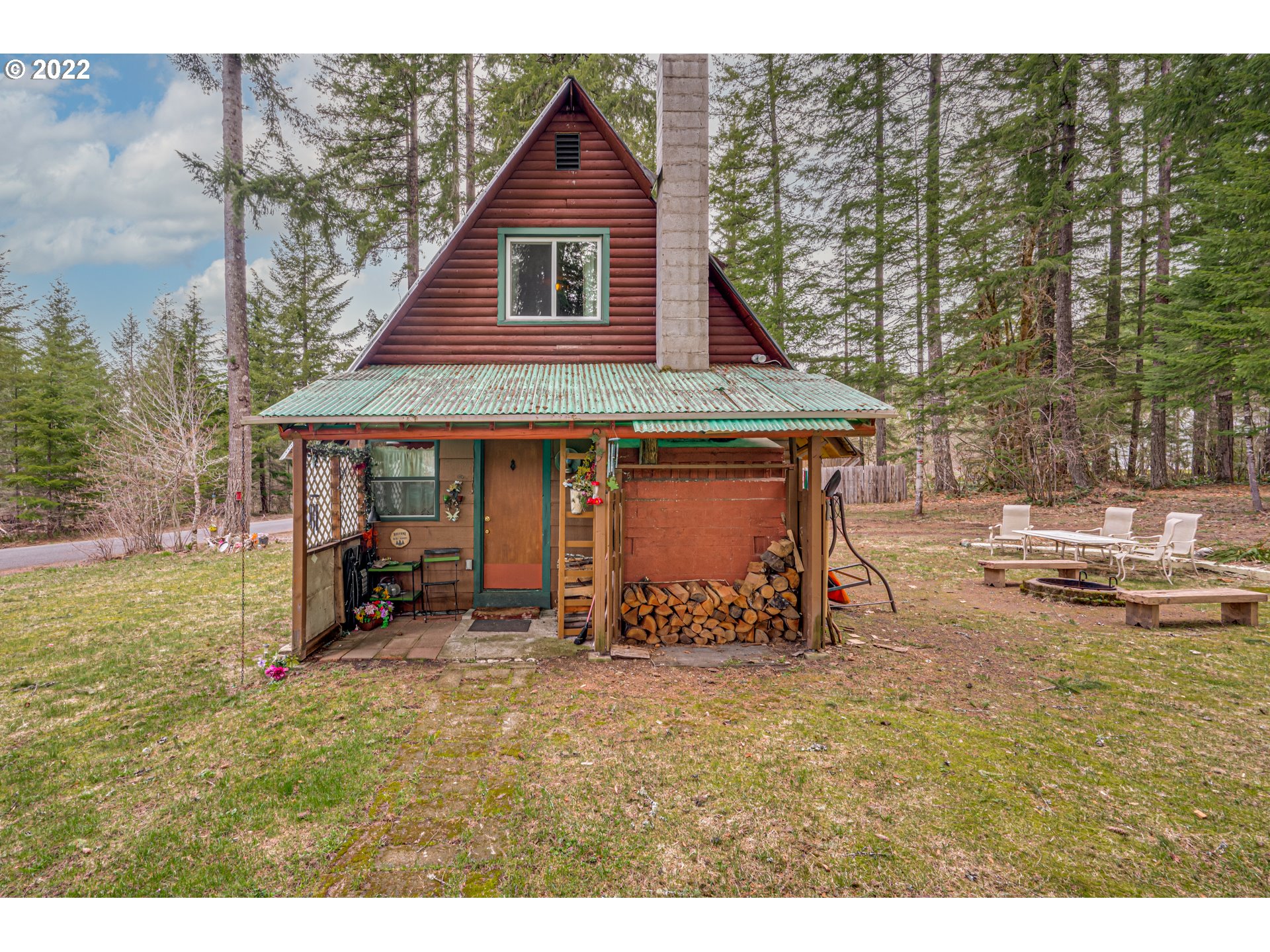 402 Leete Road Carson, WA 98610 - Photo 1 of 26 Gallery Image 1