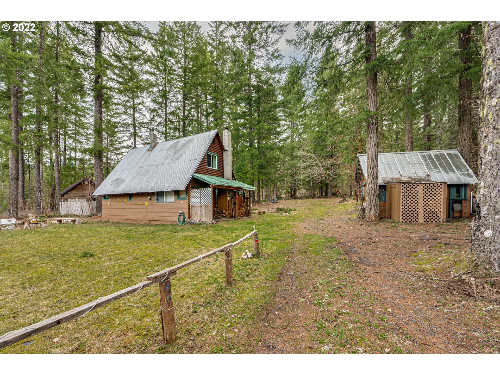 402 Leete Road Carson, WA 98610 - Photo 2 of 26 Gallery Image 2