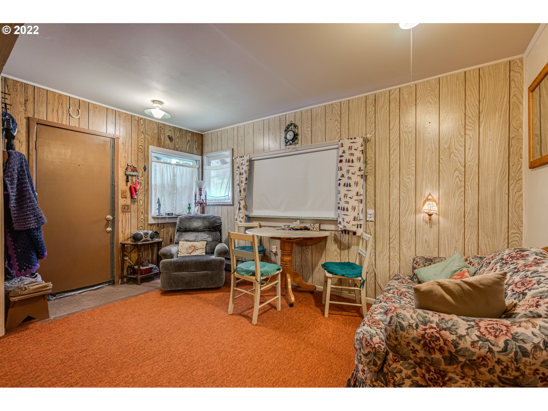 402 Leete Road Carson, WA 98610 - Photo 6 of 26 Gallery Image 6