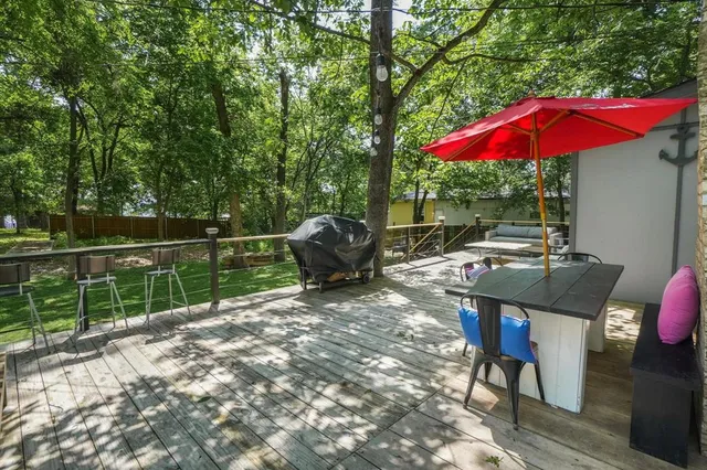 $1,900 | 624 Apache Trail, Tool, TX 75143