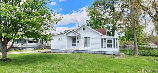 $1,550 | 35348 Sheffield Street, Westland, MI 48186