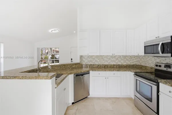 $4,300 | 922 Falling Water Road, Unit 922, Weston, FL 33326