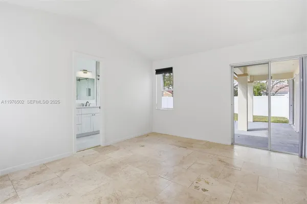$4,300 | 922 Falling Water Road, Unit 922, Weston, FL 33326