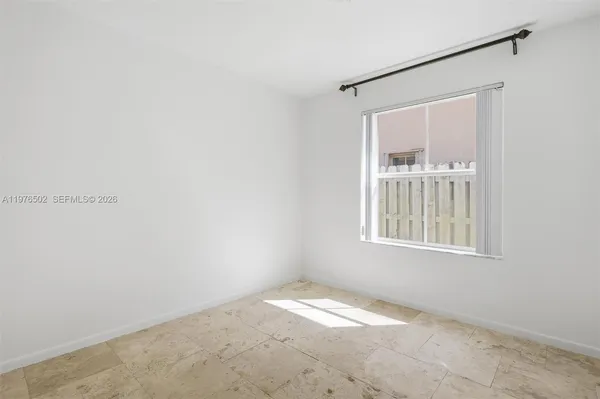 $4,300 | 922 Falling Water Road, Unit 922, Weston, FL 33326