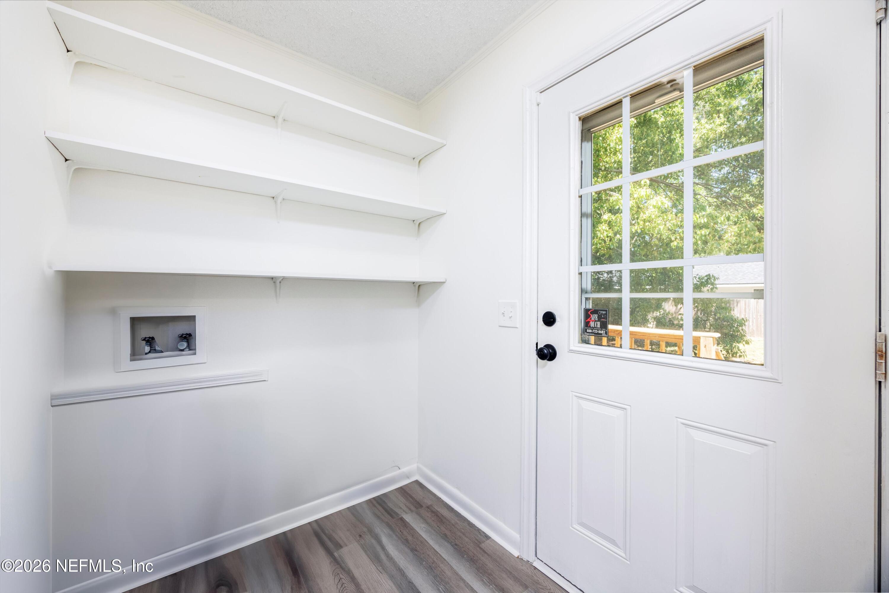 900 Helen Street St. Augustine, FL 32084 - Photo 24 of 31 a view of a room that has a window in it