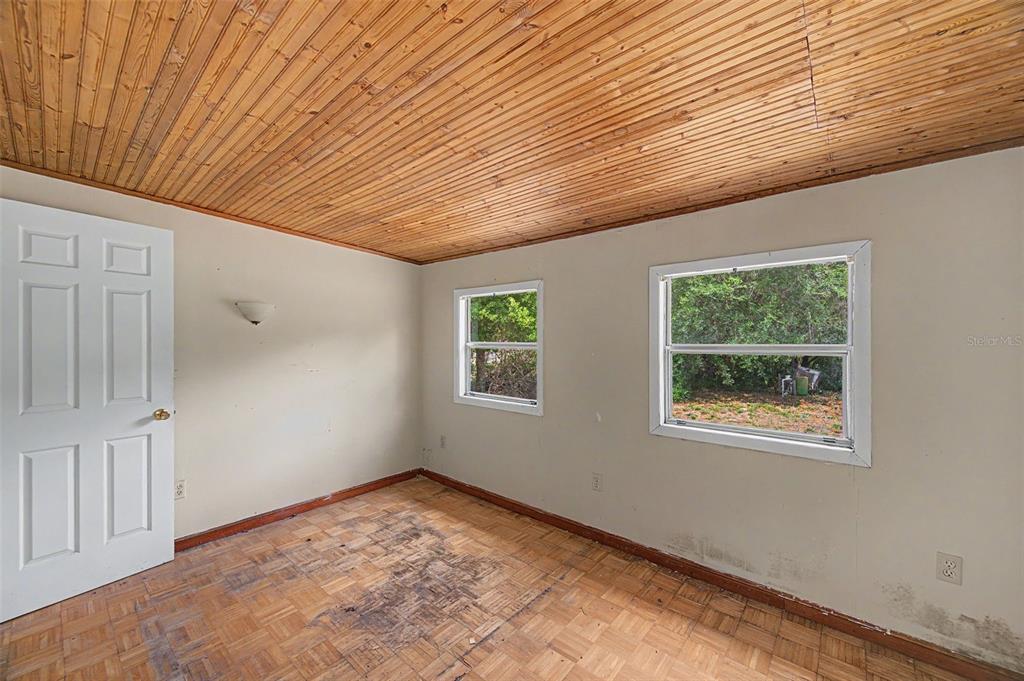 Cutrone Road Winter Haven, FL 33880 - Photo 27 of 50 an empty room with a windows