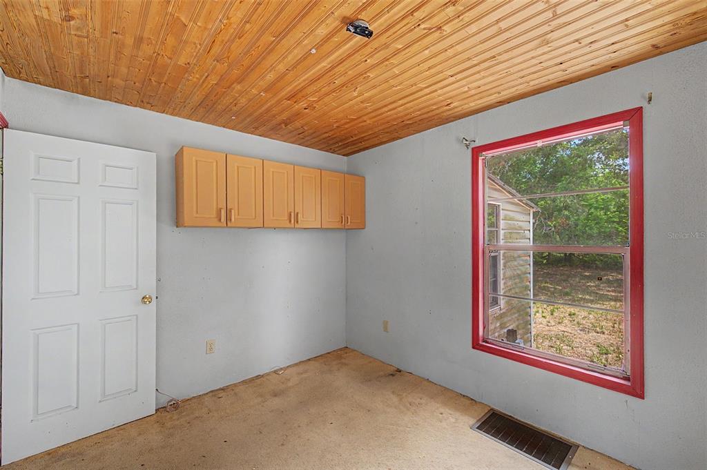 Cutrone Road Winter Haven, FL 33880 - Photo 33 of 50 a view of a room with window