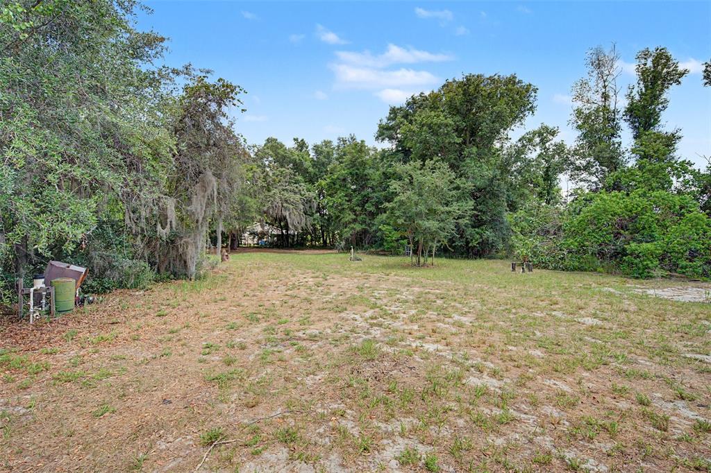 Cutrone Road Winter Haven, FL 33880 - Photo 6 of 50 a view of outdoor space with deck and yard