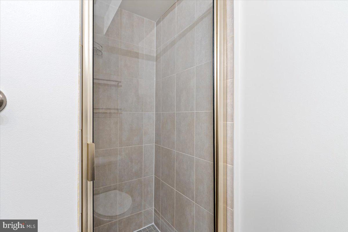 804 Taylor Street Northwest, Unit 403 Washington, DC 20011 - Photo 21 of 35