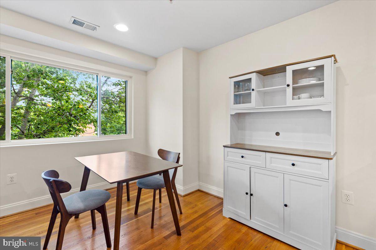 804 Taylor Street Northwest, Unit 403 Washington, DC 20011 - Photo 23 of 35