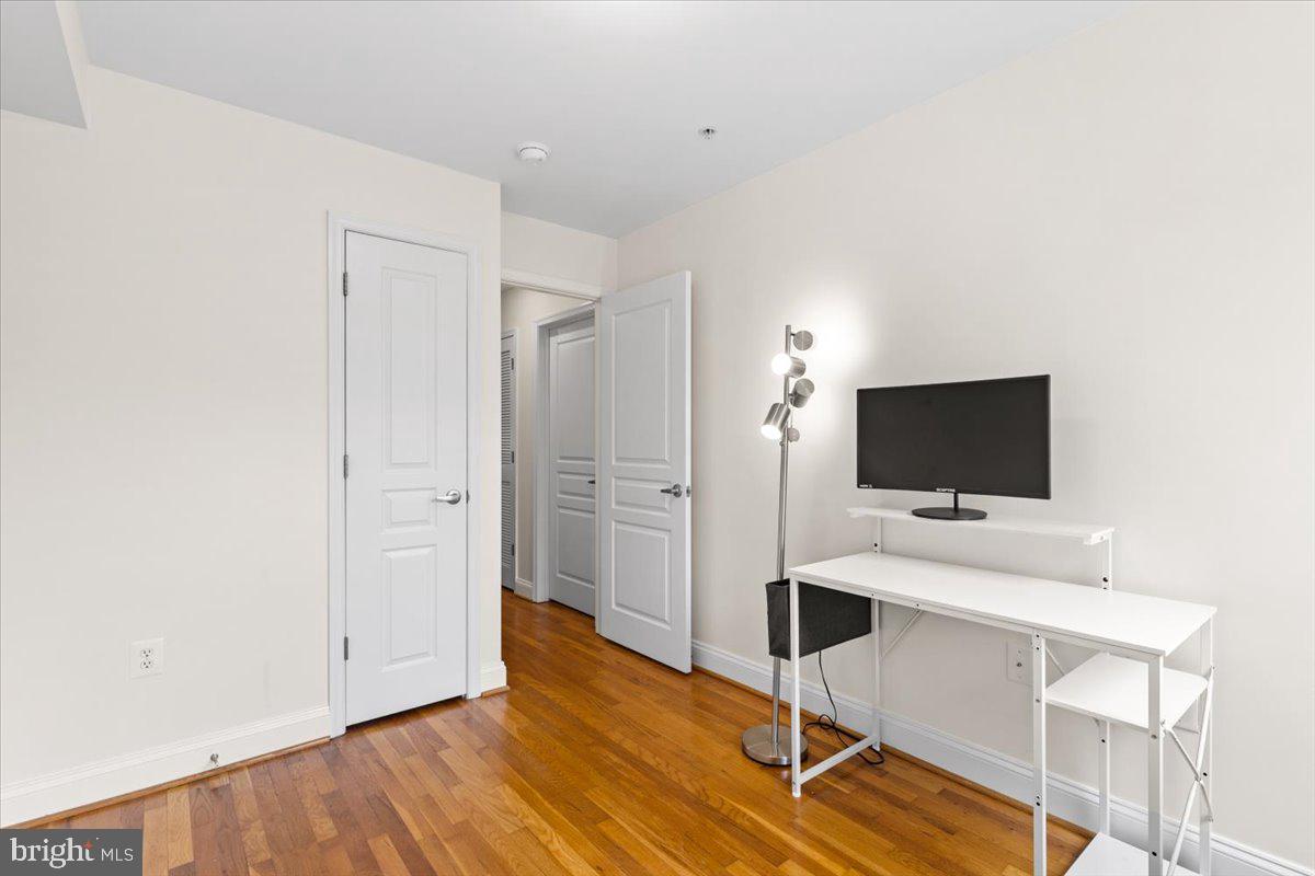 804 Taylor Street Northwest, Unit 403 Washington, DC 20011 - Photo 26 of 35