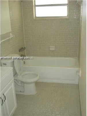 $1,700 | 1780 Northeast 191st Street, Unit 3002, Miami, FL 33179