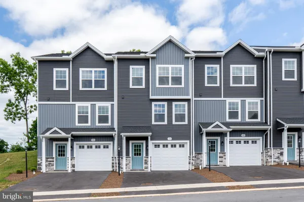 $329,900 | 184 Highpoint Pk Drive, Bellefonte, PA 16823