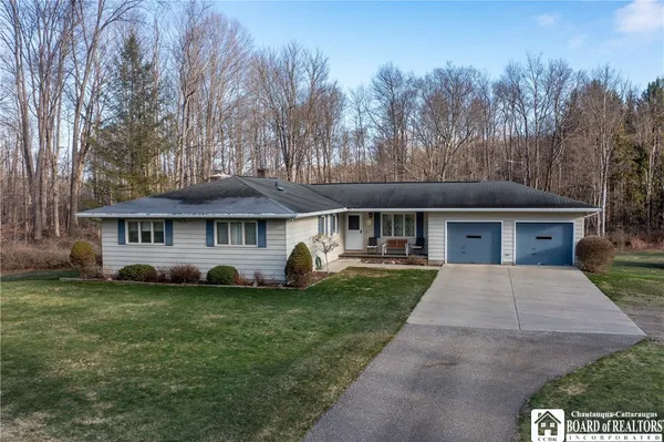 $330,000 | 912 County Touring Rte 32, Busti, NY 14750