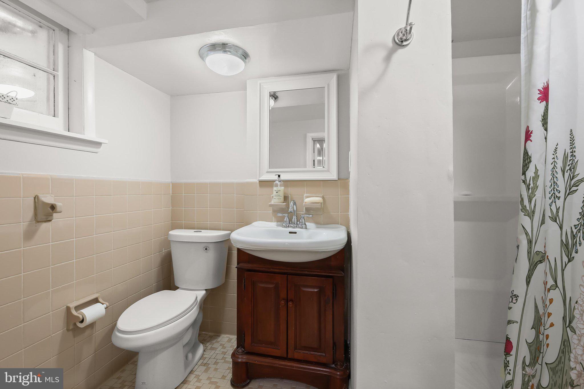 16510 Batchellors Forest Road Olney, MD 20832 - Photo 43 of 107 Lower Level Full Bath