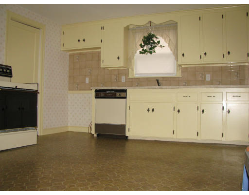 119 Circuit Road Medford, MA 02155 - Photo 6 of 8