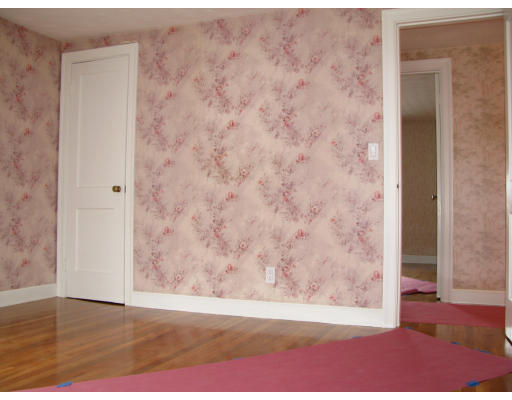 119 Circuit Road Medford, MA 02155 - Photo 7 of 8
