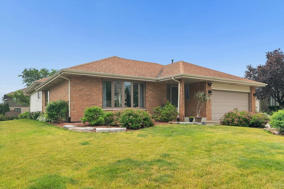 15601 Bramblewood Road Oak Forest, IL 60452 - Photo 2 of 35