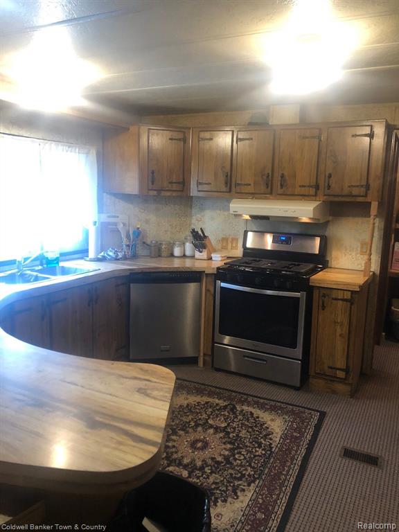 10511 Devils Lake Highway Addison, MI 49220 - Photo 12 of 25