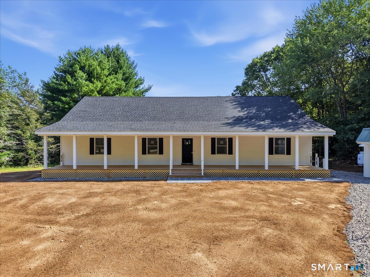 104 Hanover Road Canterbury, CT 06331 - Photo 4 of 36 Gallery Image 4