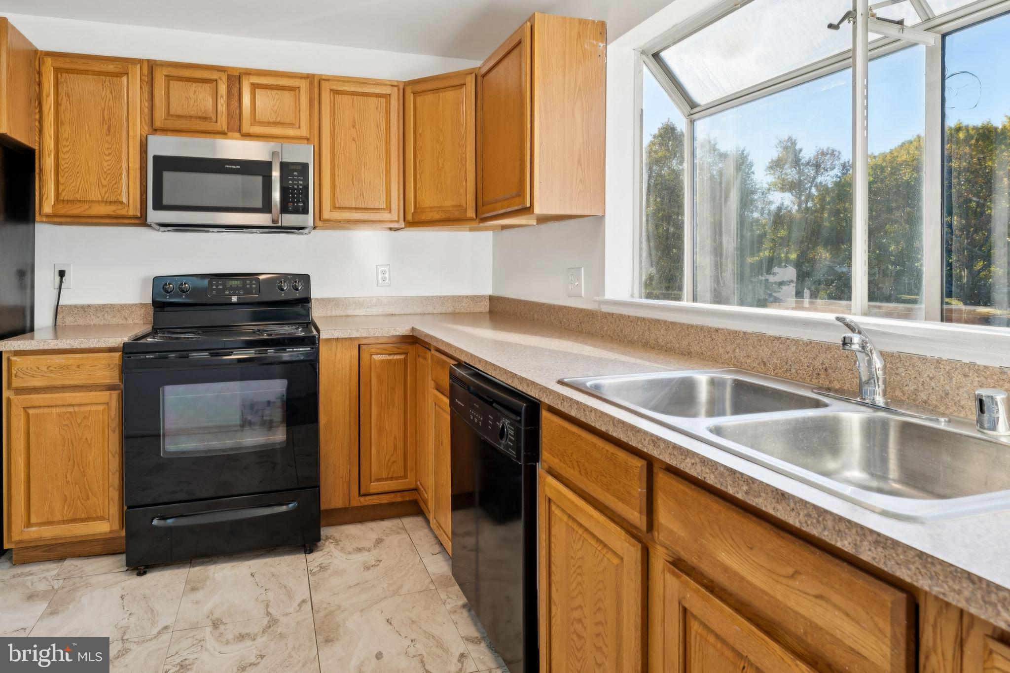 2107 High Timber Road Fort Washington, MD 20744 - Photo 12 of 30 Kitchen