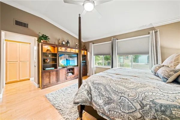 $2,200,000 | 33 Calavera, Irvine, CA 92606