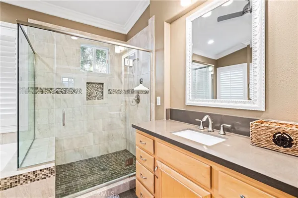 $2,200,000 | 33 Calavera, Irvine, CA 92606