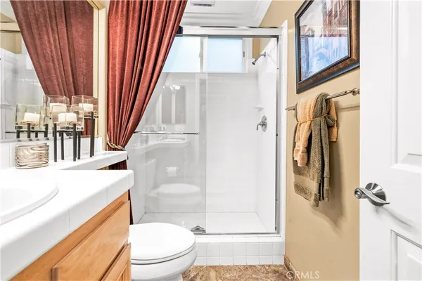 $2,200,000 | 33 Calavera, Irvine, CA 92606