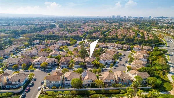 $2,200,000 | 33 Calavera, Irvine, CA 92606