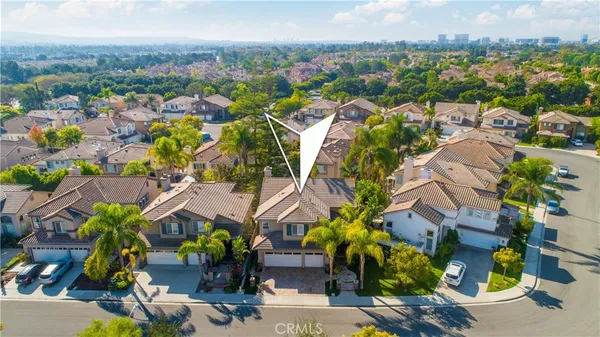 $2,200,000 | 33 Calavera, Irvine, CA 92606