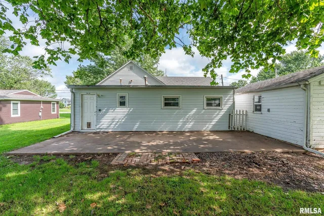 $68,000 | 912 Southwest 5th Street, Aledo, IL 61231