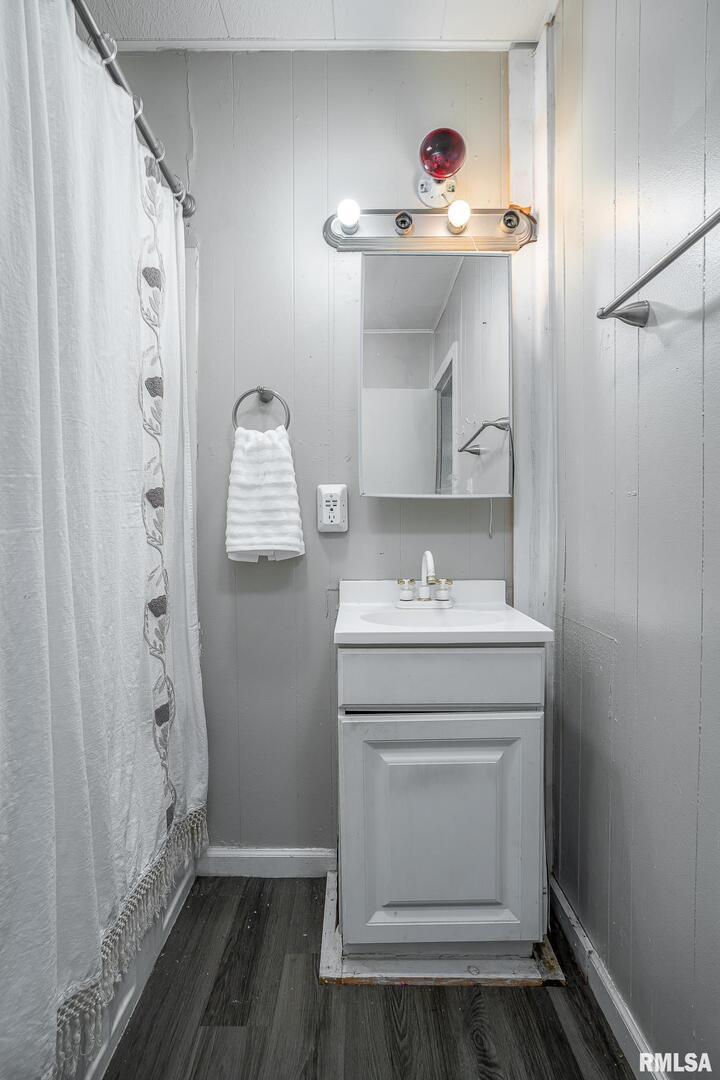 912 Southwest 5th Street Aledo, IL 61231 - Photo 8 of 14