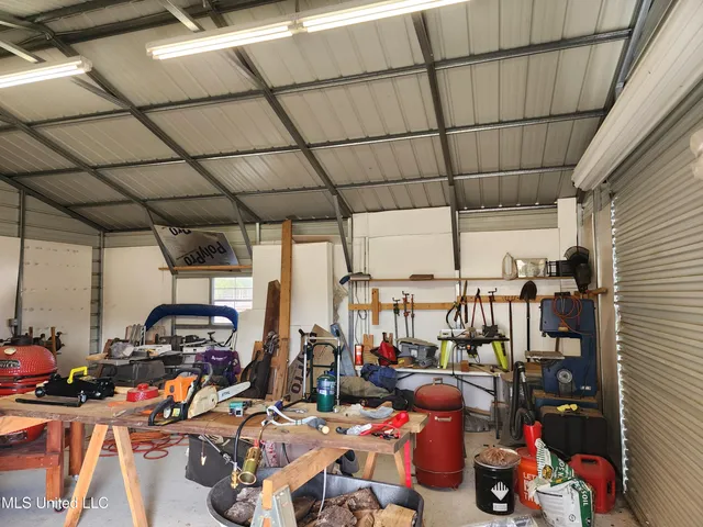 $275,000 | 9 Timaquana Drive, Picayune, MS 39466