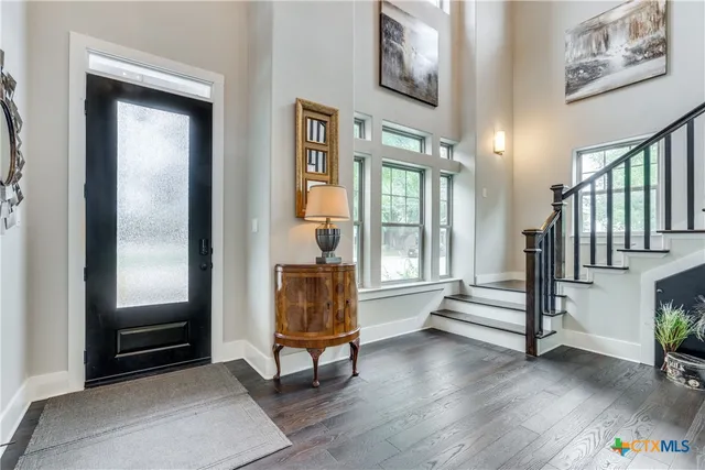 $999,000 | 911 Farm Street, Bastrop, TX 78602