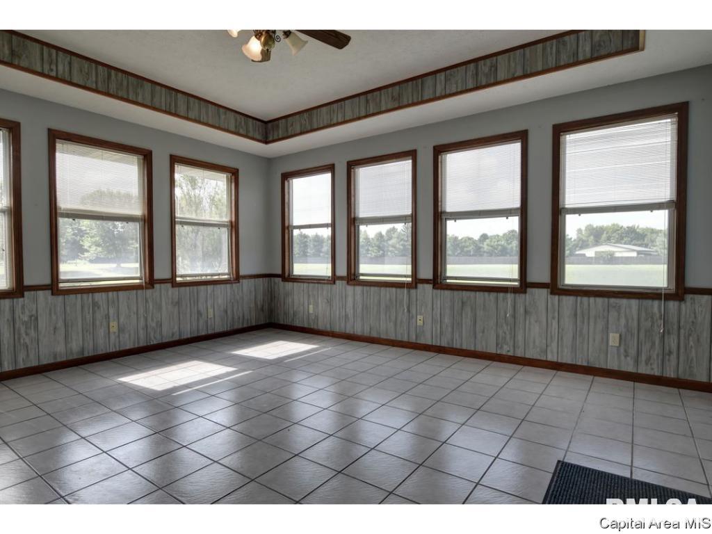 7296 Spring Street Pleasant Plains, IL 62677 - Photo 23 of 35 Gallery Image 23
