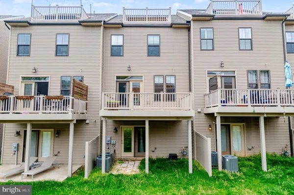 $4,200 | 3697 Ambrose Hills Road, Falls Church, VA 22041