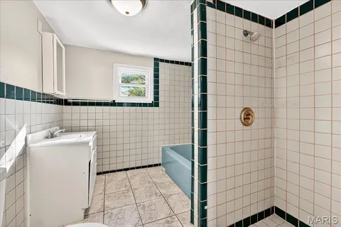 $179,900 | 8022 Joel Avenue, St. Louis, MO 63123