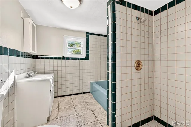 $179,900 | 8022 Joel Avenue, St. Louis, MO 63123