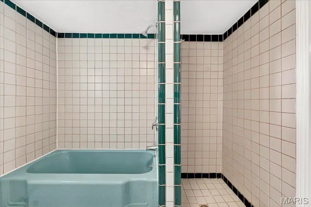 $179,900 | 8022 Joel Avenue, St. Louis, MO 63123