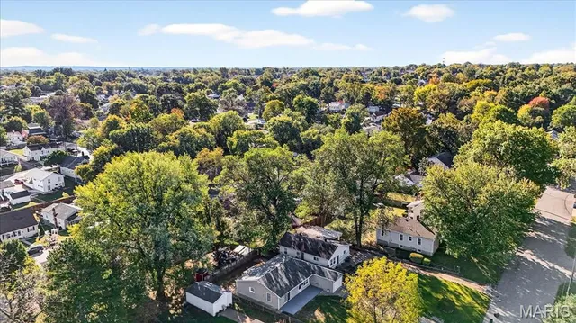 $179,900 | 8022 Joel Avenue, St. Louis, MO 63123