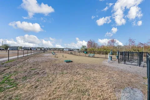 $339,900 | 5568 Siltstone Street, Lakeland, FL 33811