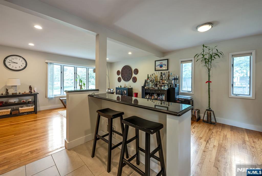 49 Rutherford Place Montvale, NJ 07645 - Photo 11 of 30