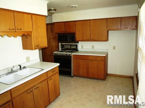 403 South Main Street Avon, IL 61415 - Photo 4 of 19 Gallery Image 4
