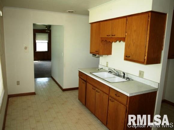 403 South Main Street Avon, IL 61415 - Photo 5 of 19 Gallery Image 5