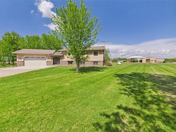 $639,899 | 31528 63rd Street, Hillman, MN 56338