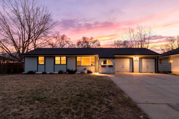 $475,000 | 7849 Monroe Street Northeast, Spring Lake Park, MN 55432