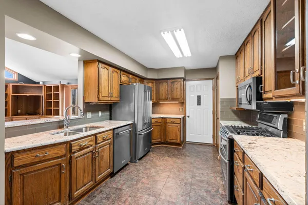 $475,000 | 7849 Monroe Street Northeast, Spring Lake Park, MN 55432