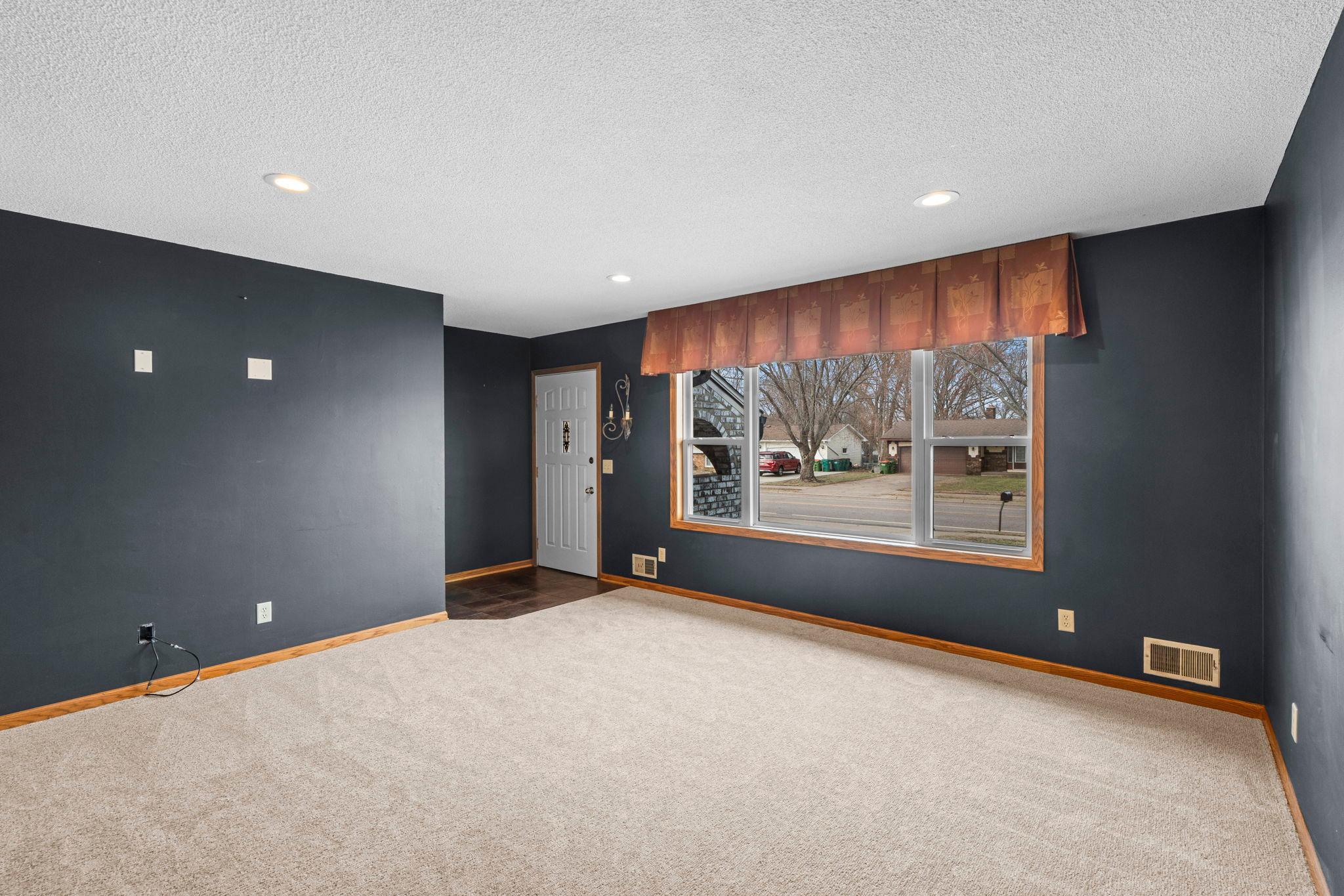 7849 Monroe Street Northeast Spring Lake Park, MN 55432 - Photo 10 of 74