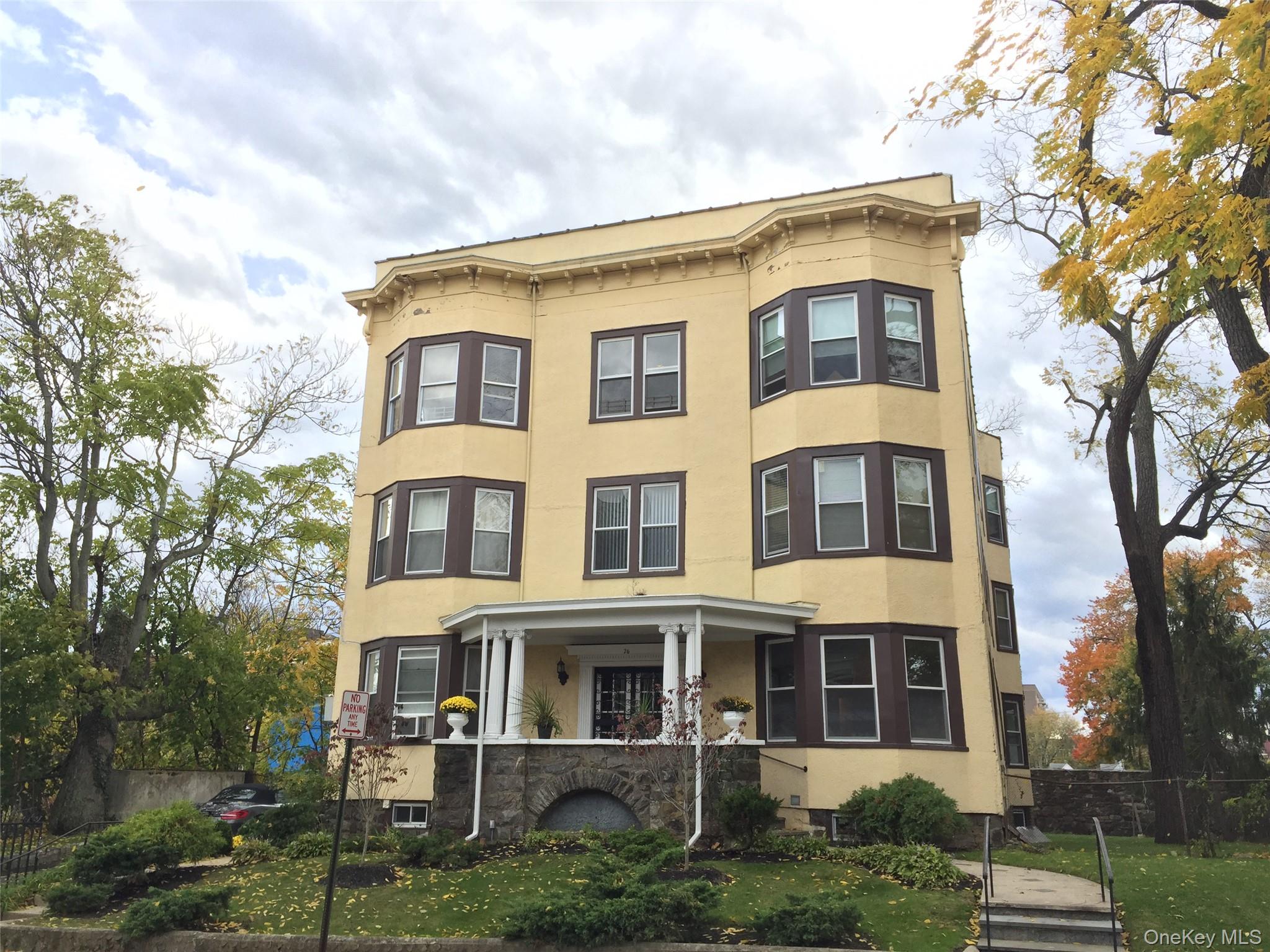 26 Coligni Avenue, Unit 21 New Rochelle, NY 10801 - Photo 1 of 11