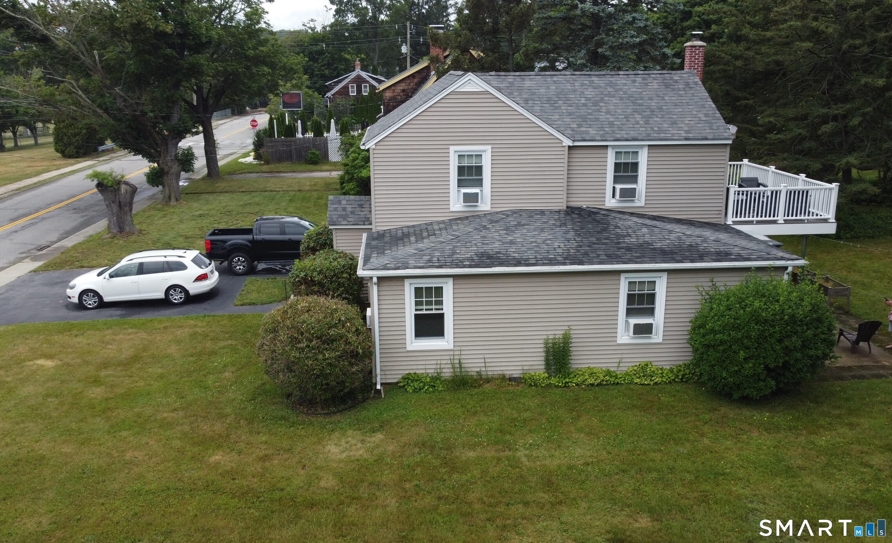 7 East Pattagansett Road East Lyme, CT 06357 - Photo 20 of 21 Side of house